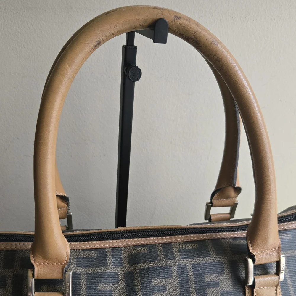 ⛔️SOLD⛔️Vintage Fendi Zucca Brown Monogram Canvas Top Handle Boston Bag - Picture 3 of 16